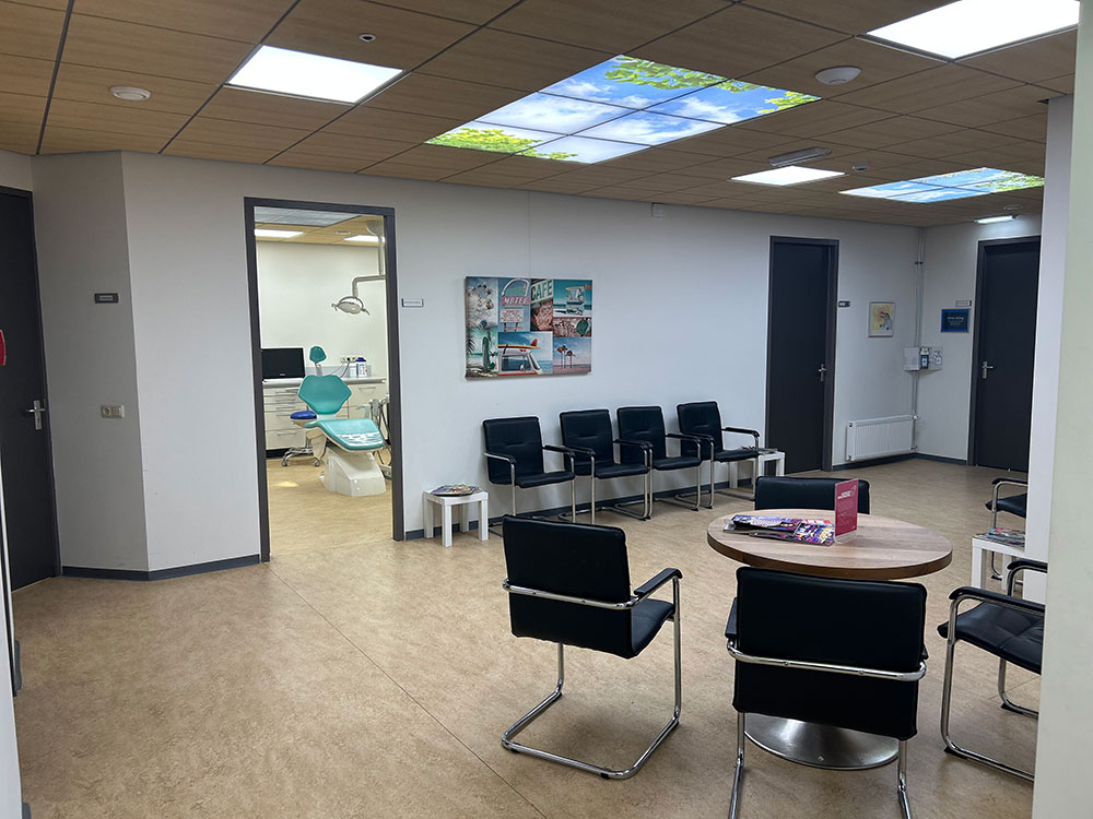 Wachtkamer van Tandartspraktijk Euvelgunne in Groningen